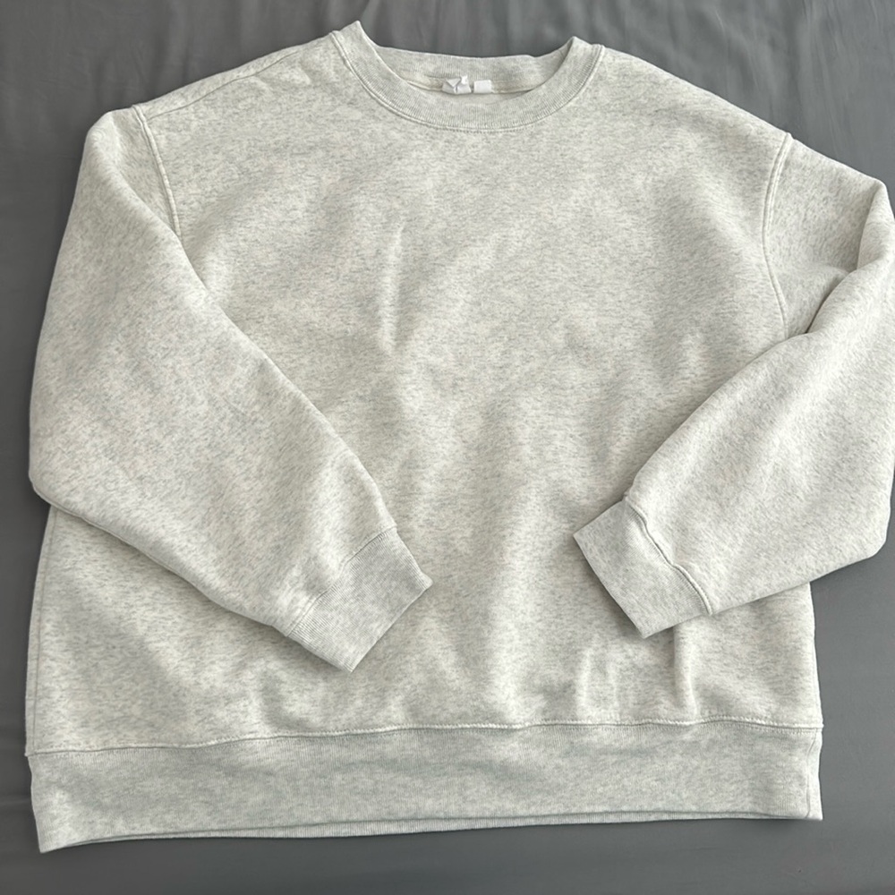 Heather Grey GAP crewneck